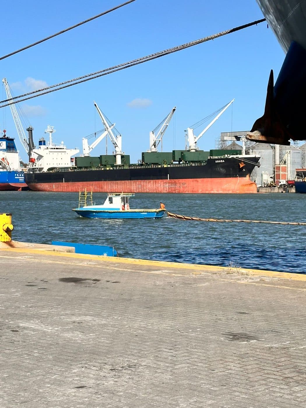 Apoio portuário
